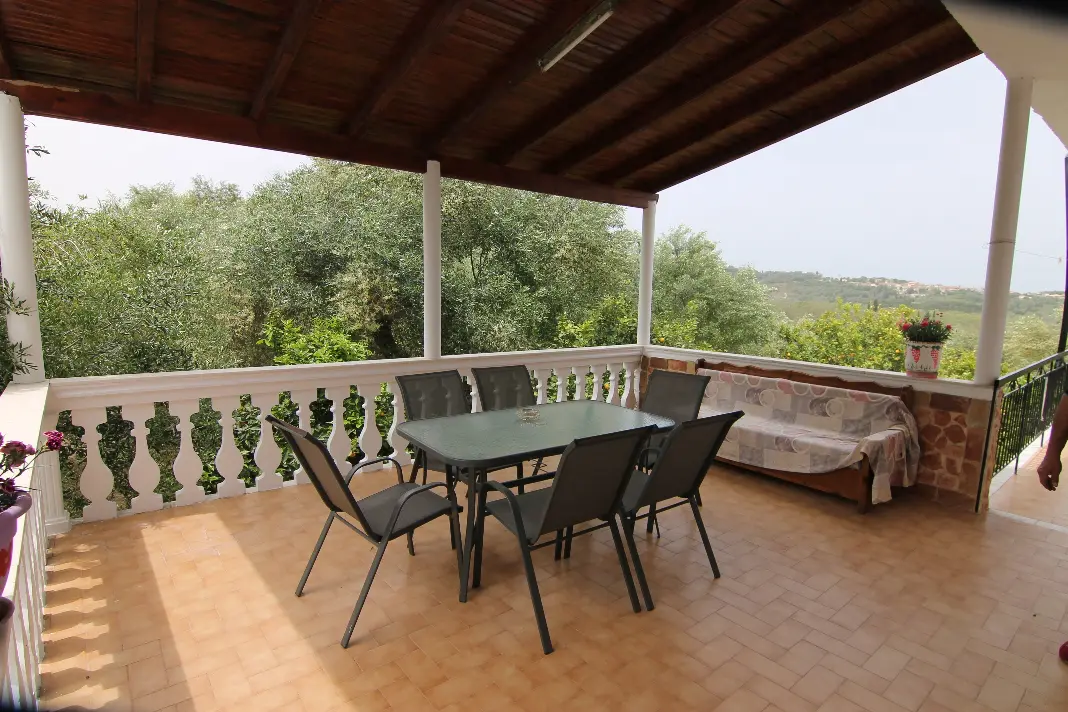 Detached House 200 M² Located In Corfu