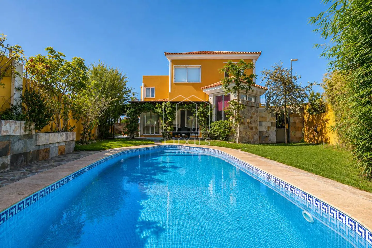 Villa Of 360 M² In Santa Úrsula