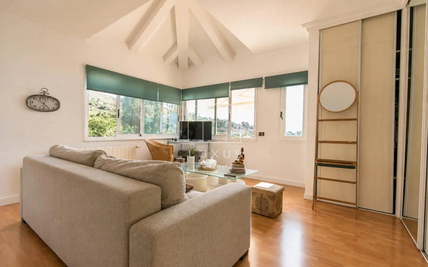 6-bedroom Villa In Santa Úrsula, Spain (360 M²)