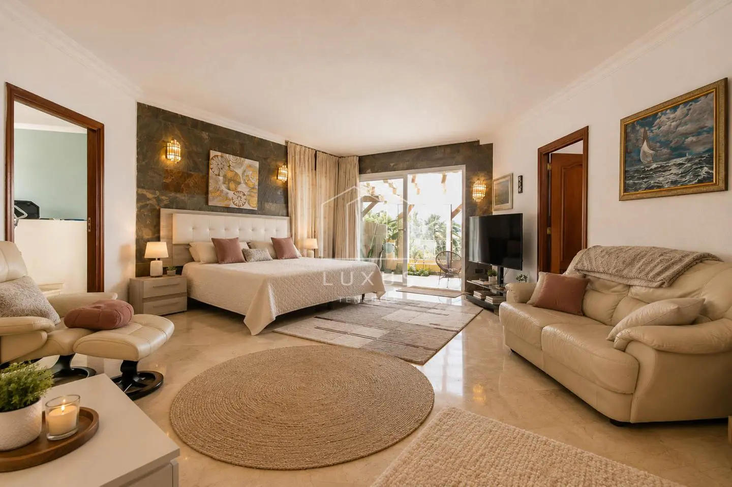 Villa Of 360 M² In Santa Úrsula