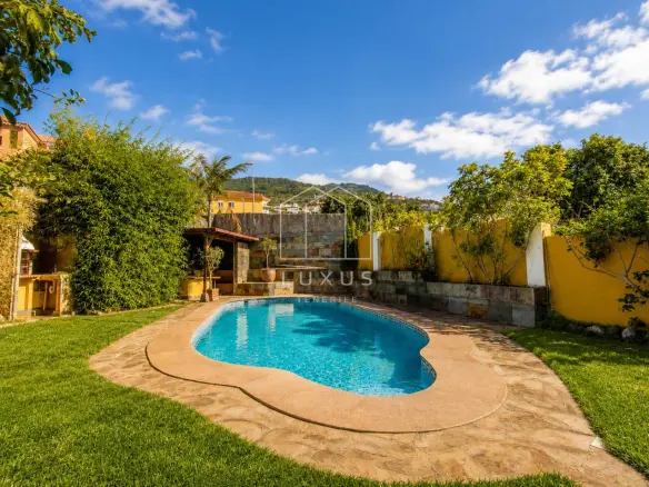 6-bedroom Villa In Santa Úrsula, Spain (360 M²)