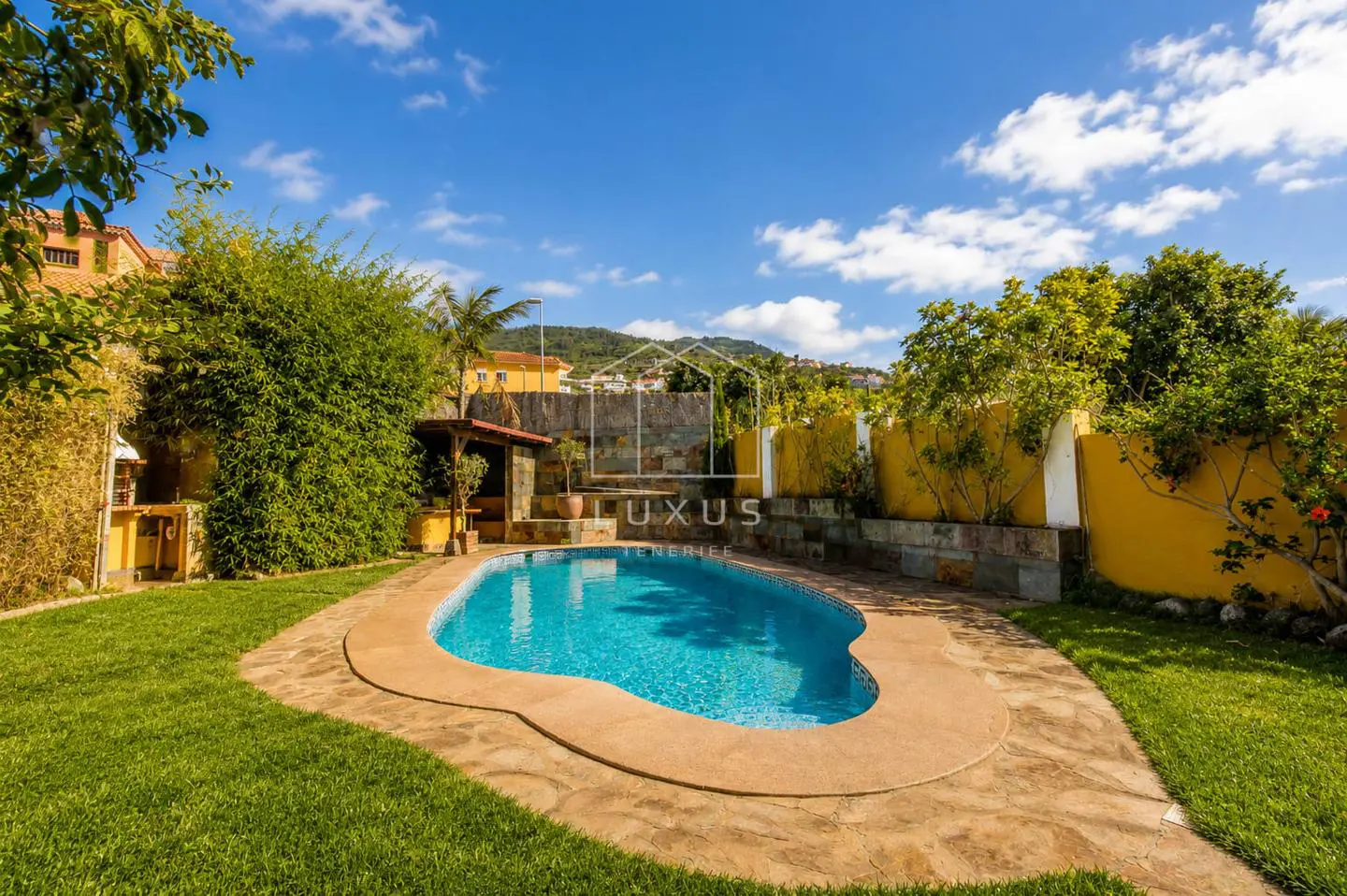 Villa Of 360 M² In Santa Úrsula