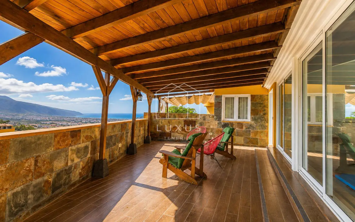 6-bedroom Villa In Santa Úrsula, Spain (360 M²)
