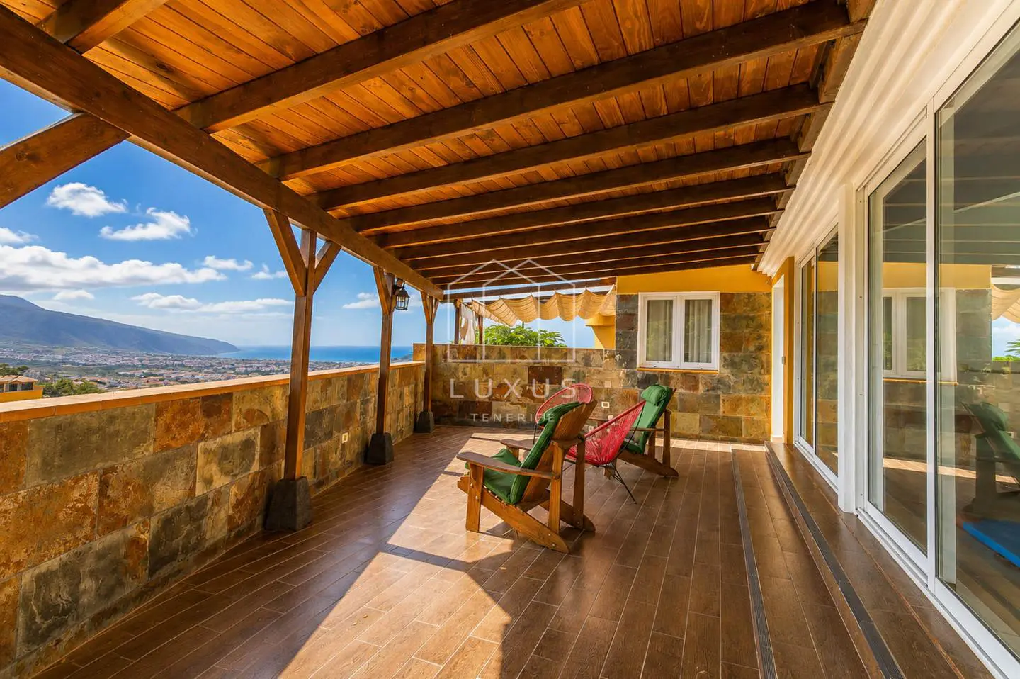 Villa Of 360 M² In Santa Úrsula