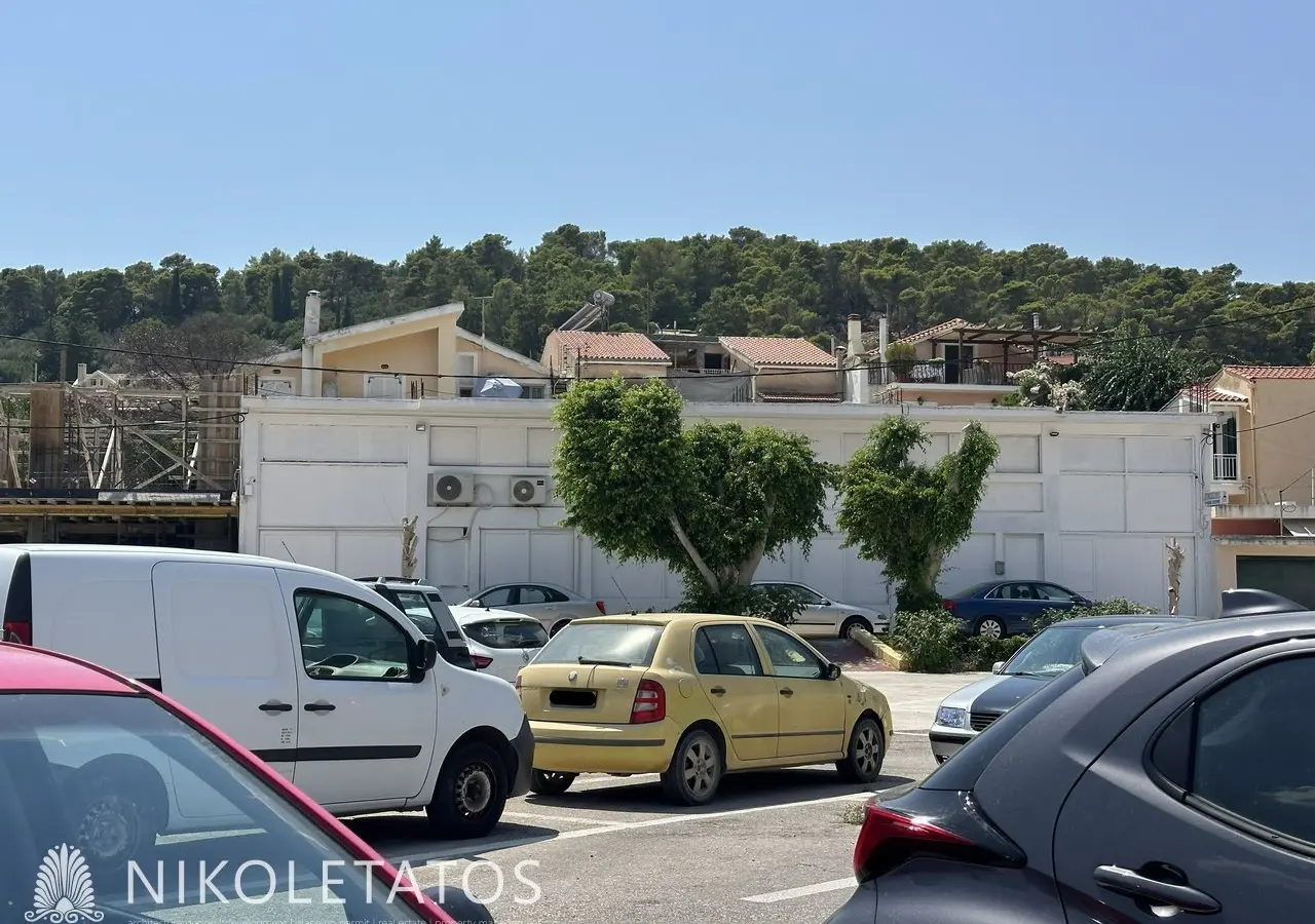 Commercial Of 85 M² In Argostoli, Greece