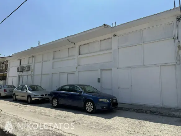 Commercial Of 85 M² In Argostoli, Greece