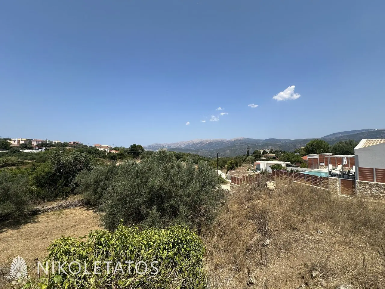 Land Of 1000 M² In Lakithra, Greece