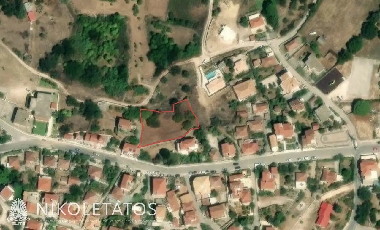 Land Of 1000 M² In Lakithra, Greece