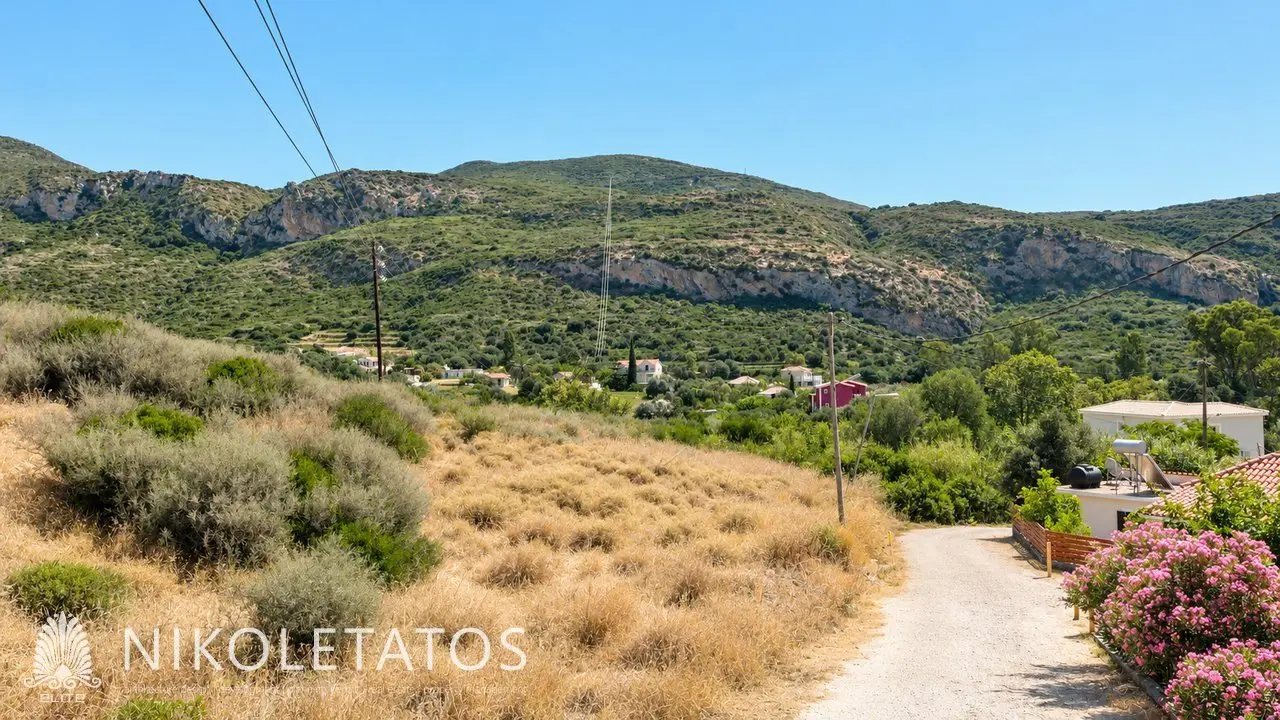 Land Of 3000 M² In Katelios, Greece