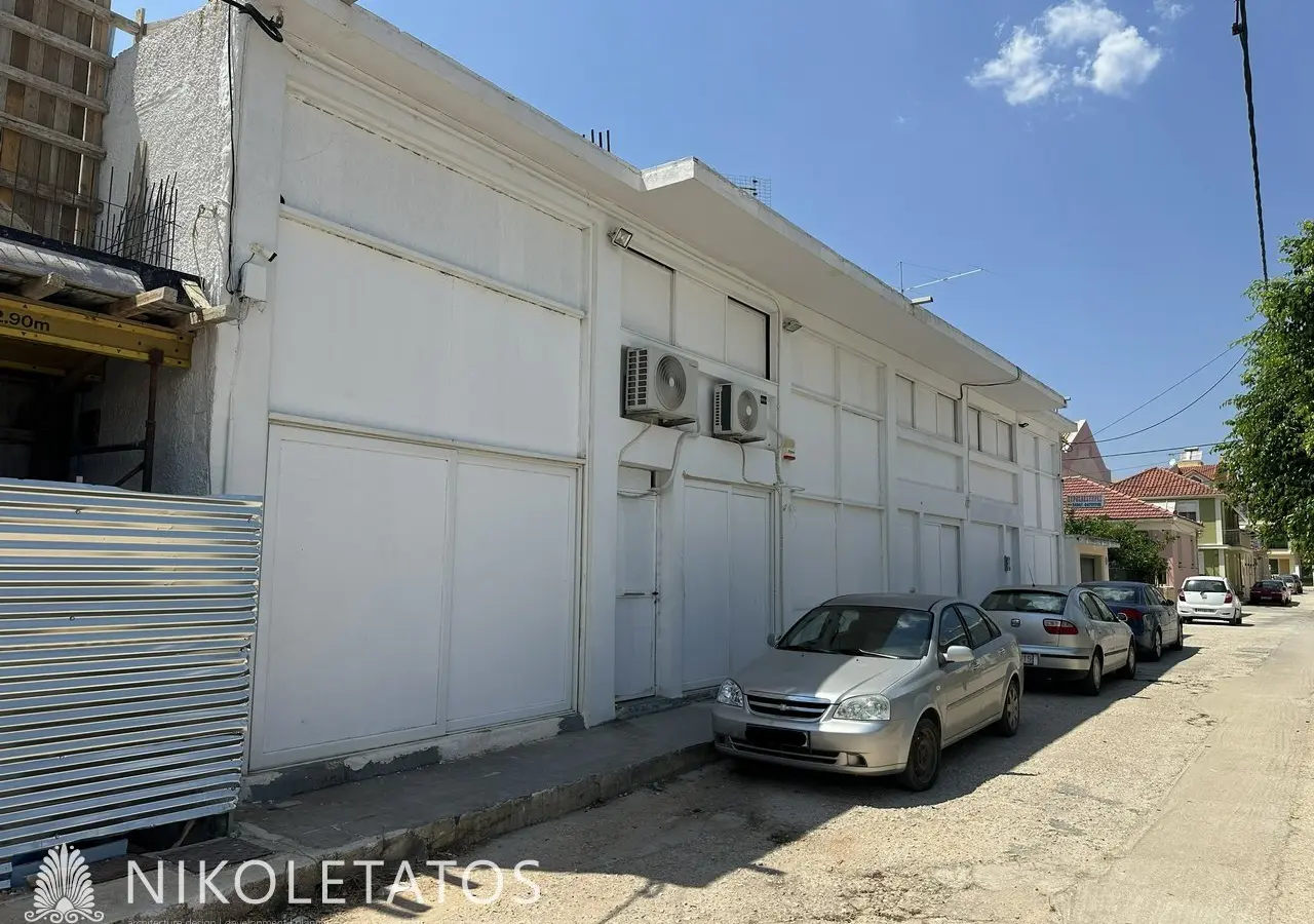 Commercial Of 85 M² In Argostoli, Greece