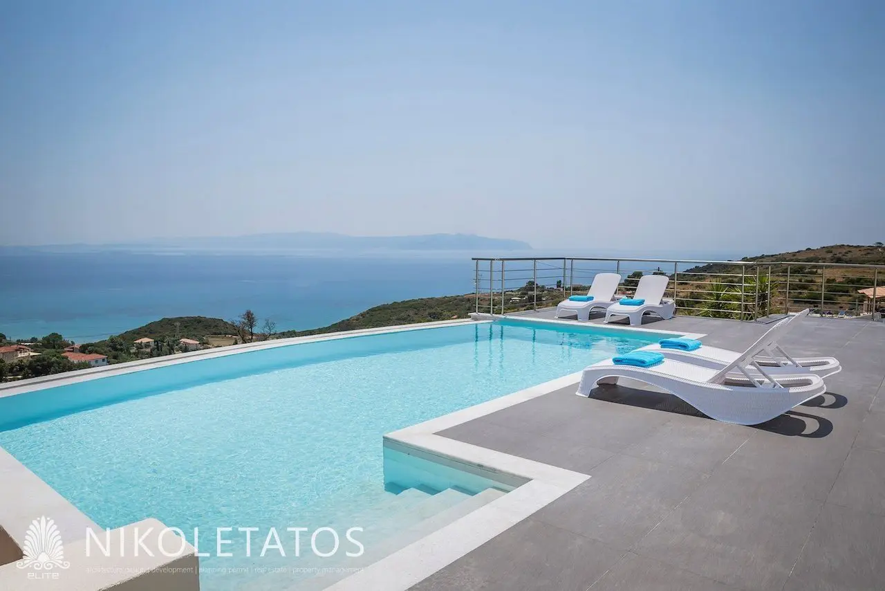 Villa Of 200 M² With Sea View In Ratzakli, Greece