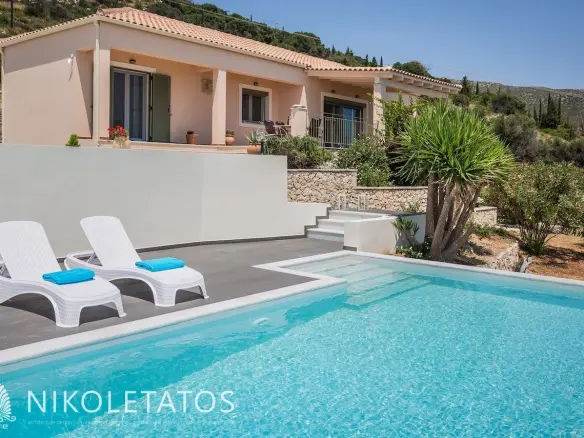 Villa Of 200 M² With Sea View In Ratzakli, Greece