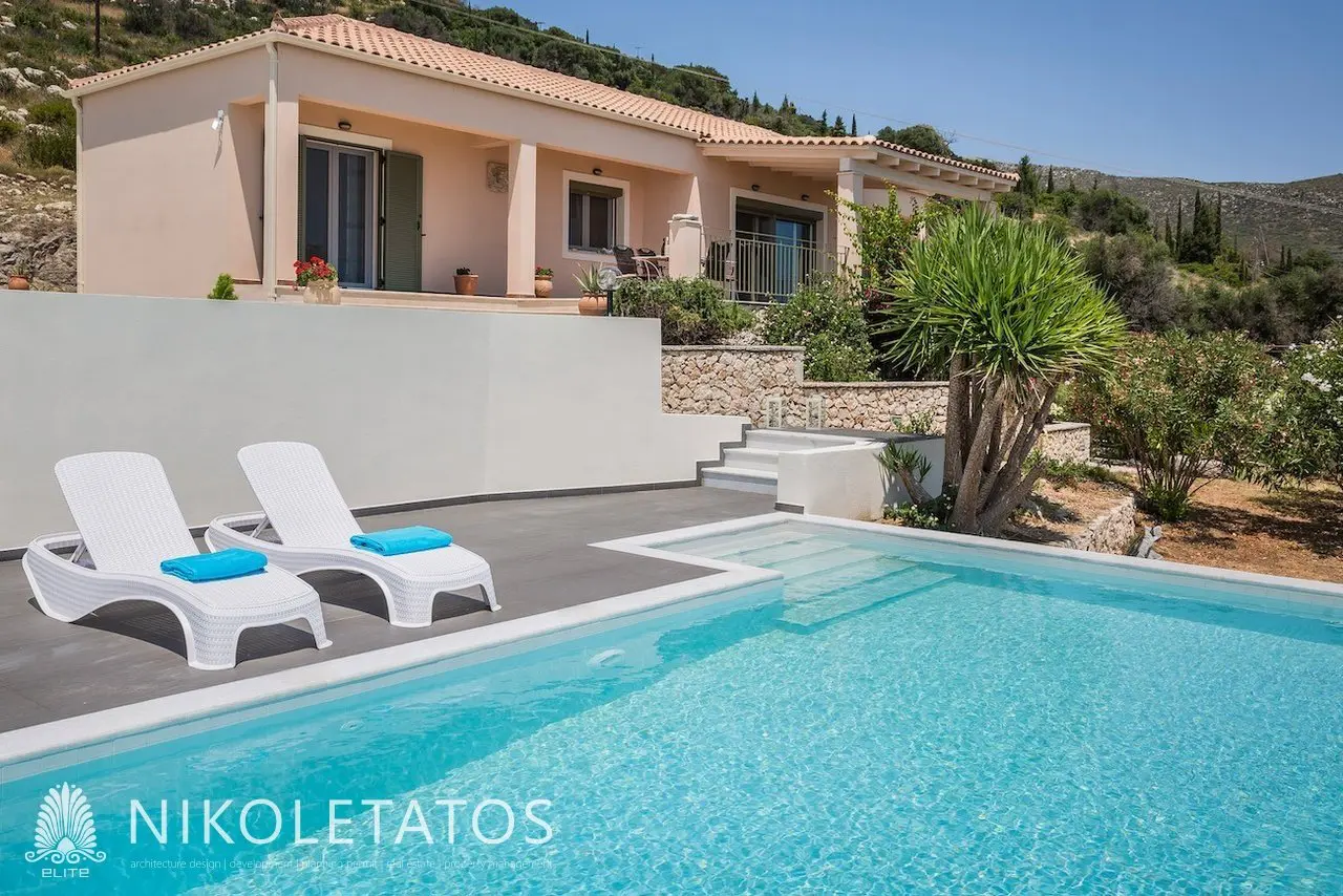 Villa Of 200 M² With Sea View In Ratzakli, Greece