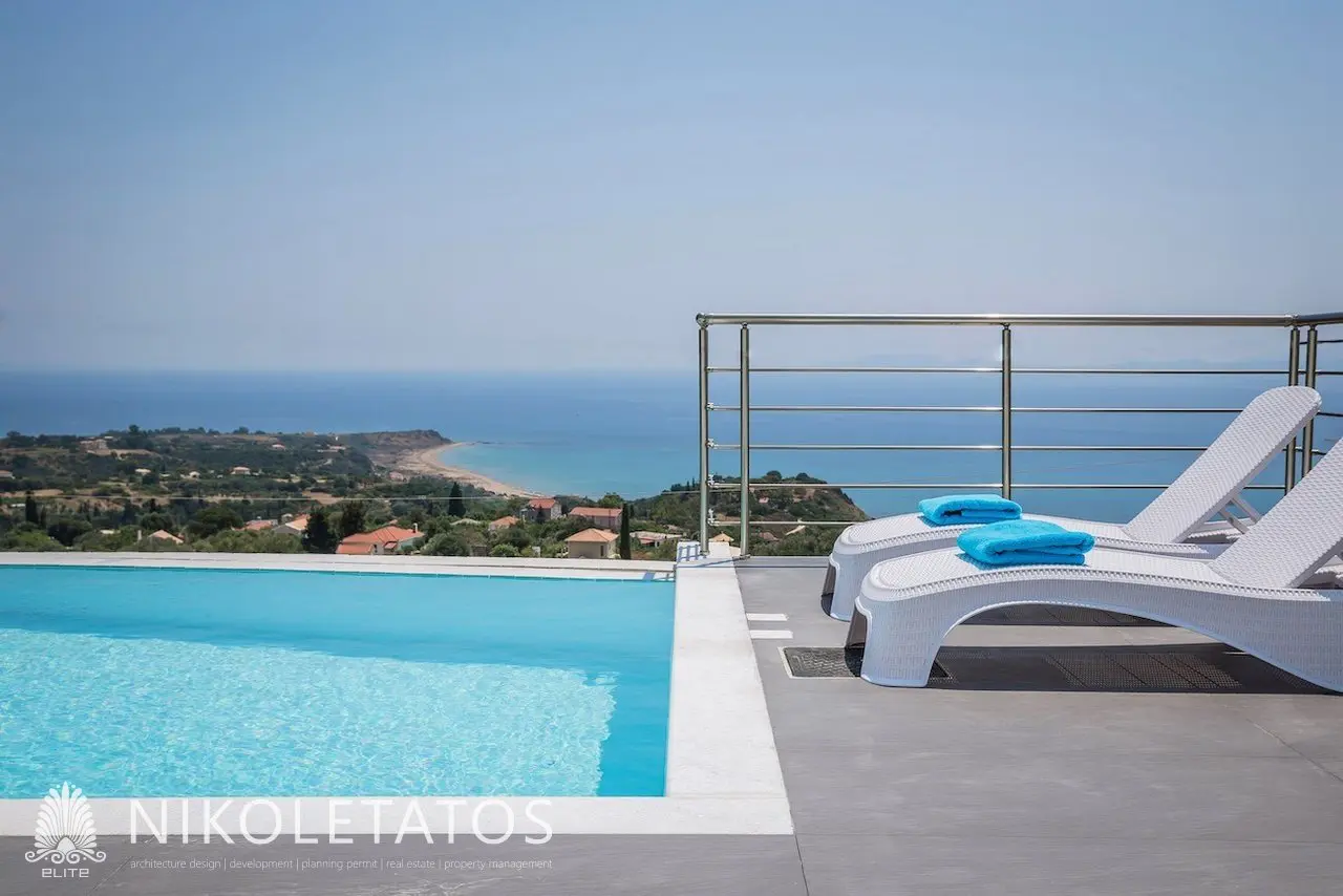 Villa Of 200 M² With Sea View In Ratzakli, Greece
