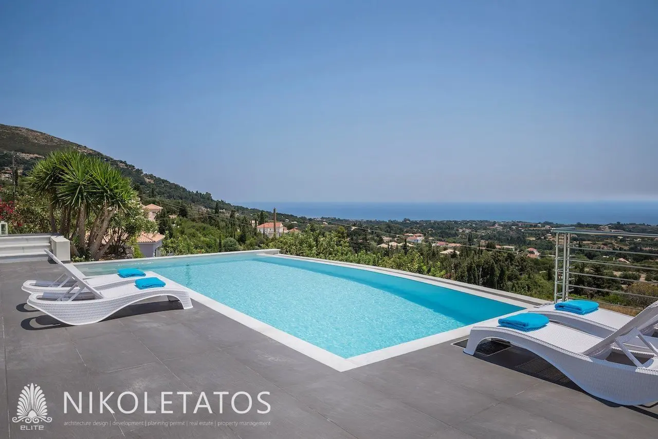 Villa Of 200 M² With Sea View In Ratzakli, Greece