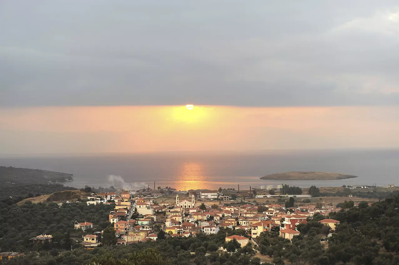 Villa Of 400 M² With Sea View In Lesvos