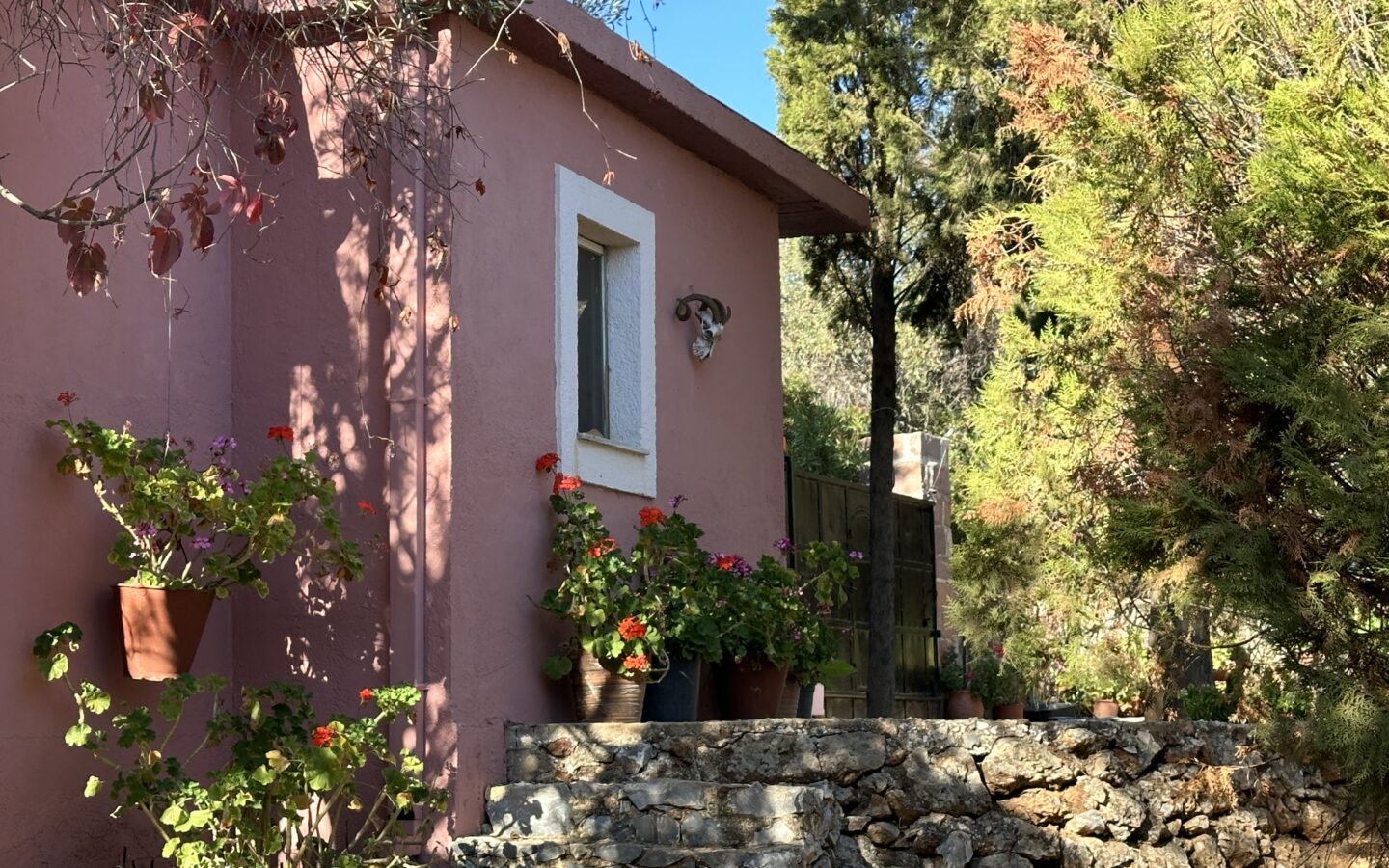 Villa Of 400 M² With Sea View In Lesvos