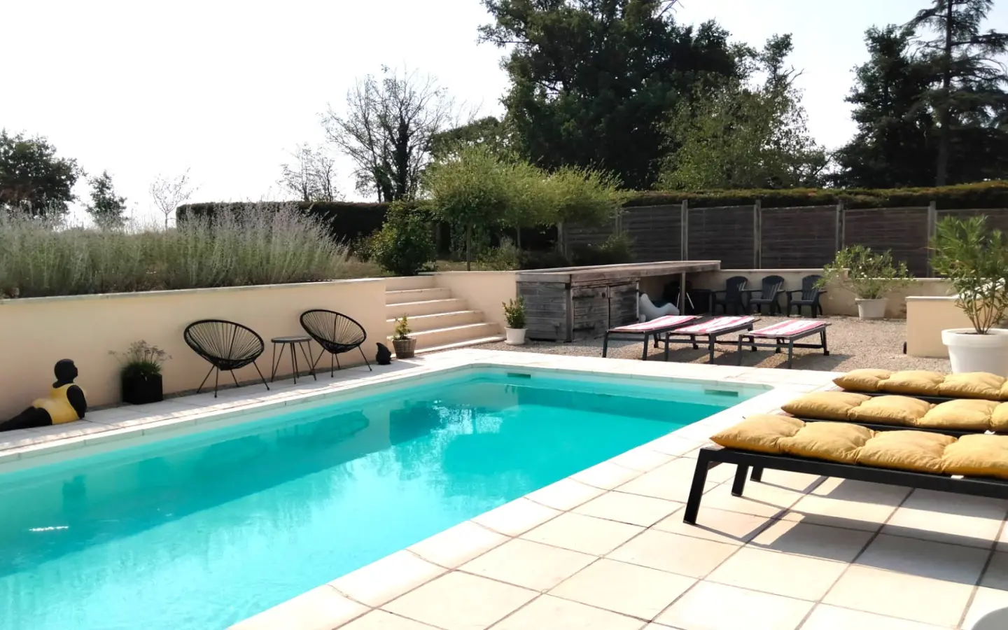 4-bedroom Country House In Pressac, France (163 M²)