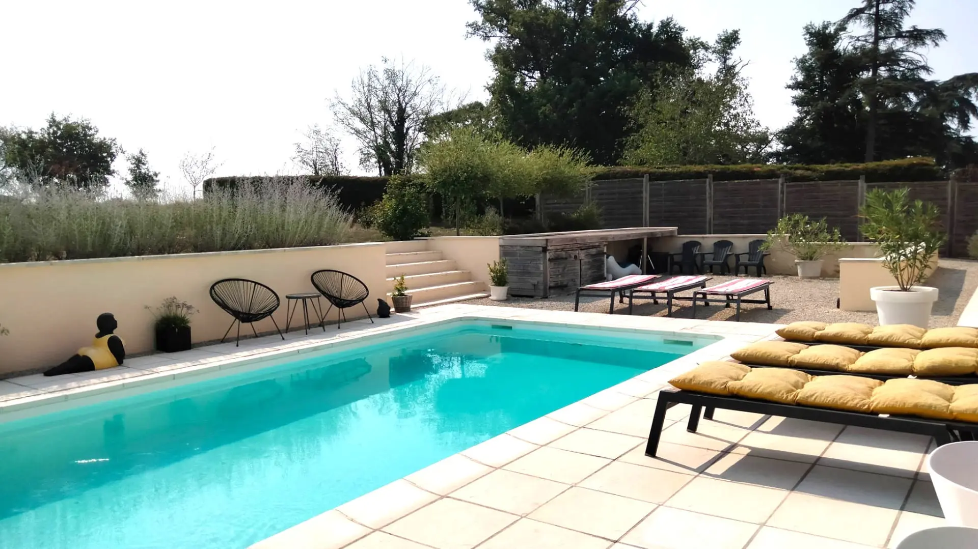 4-bedroom Country House In Pressac, France (163 M²)