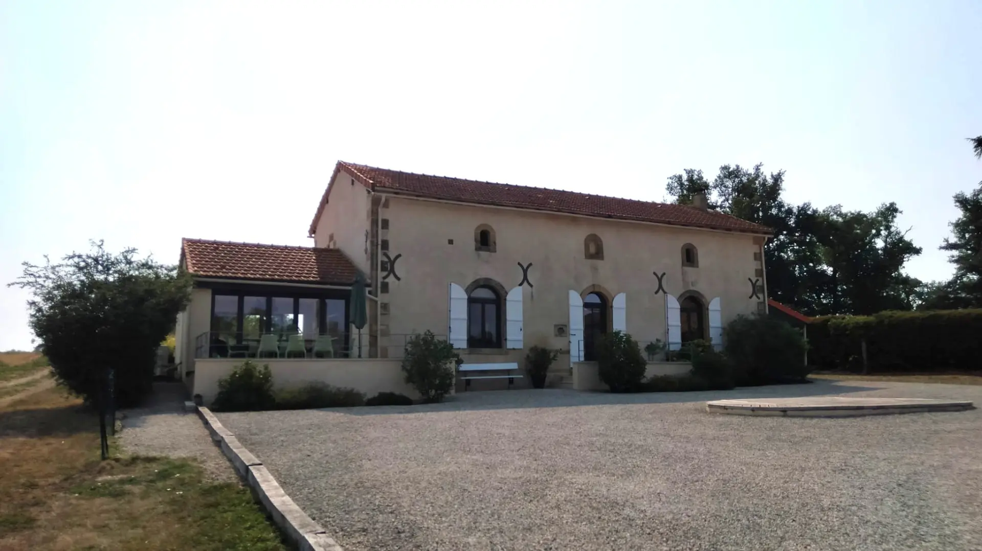 4-bedroom Country House In Pressac, France (163 M²)