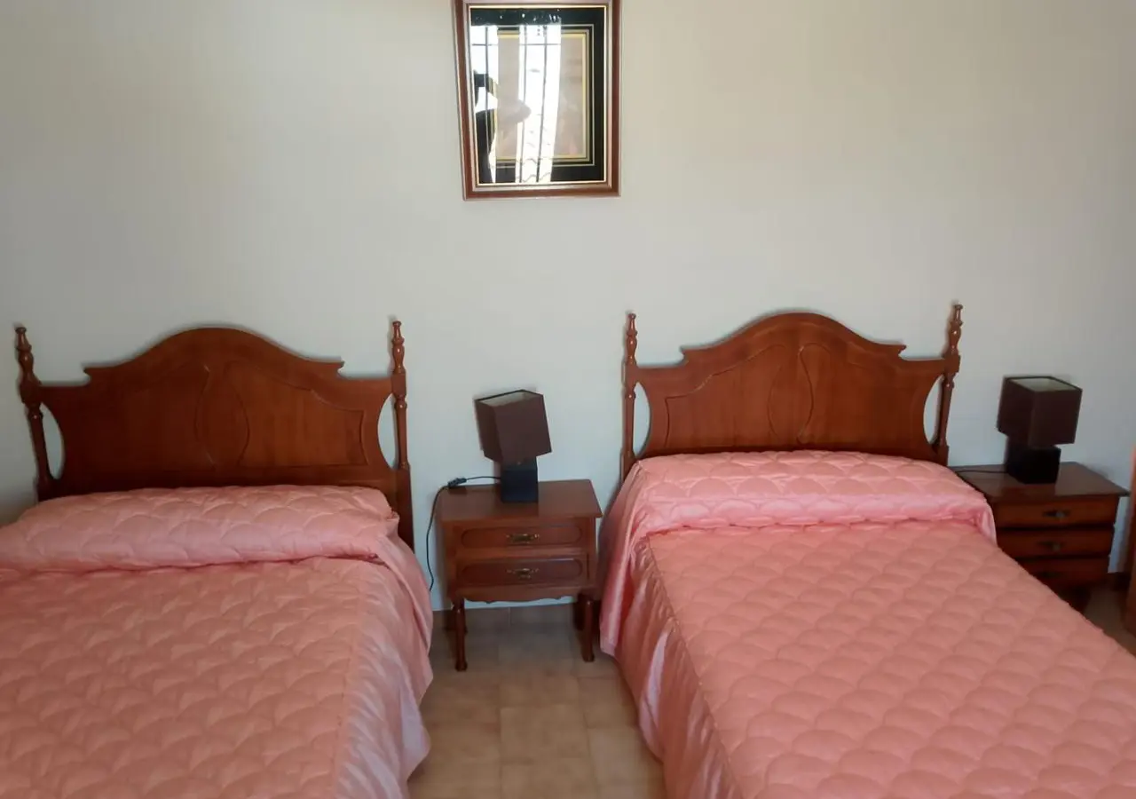 5-bedroom Townhouse In Mollina, Spain (295 M²)