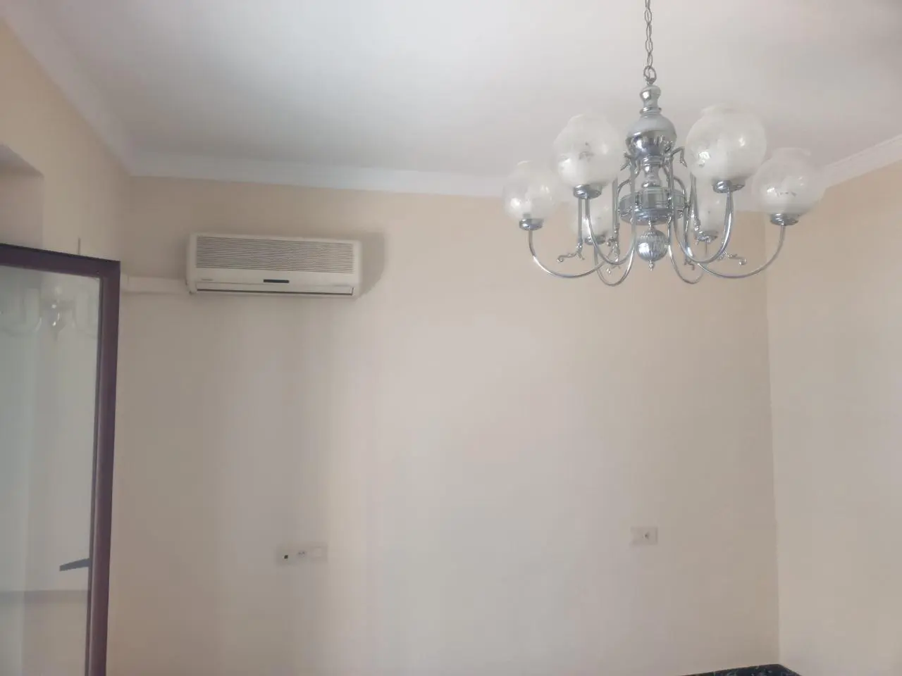 Townhouse Of 295 M² In Mollina, Spain