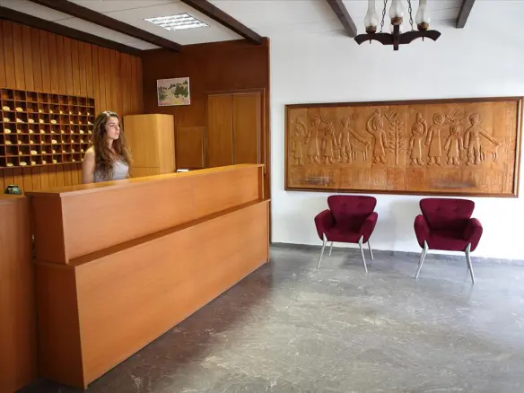 Hotel In Nea Alikarnassos, Greece (2.060 M²)