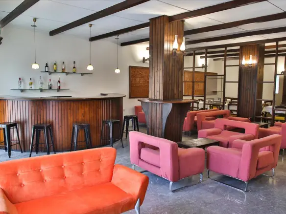 Hotel In Nea Alikarnassos, Greece (2.060 M²)