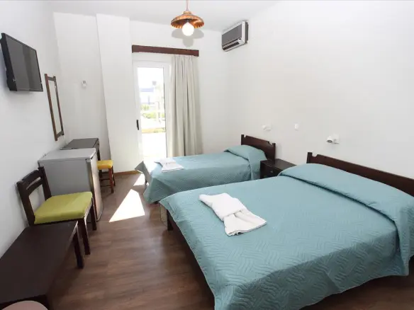 Hotel In Nea Alikarnassos, Greece (2.060 M²)