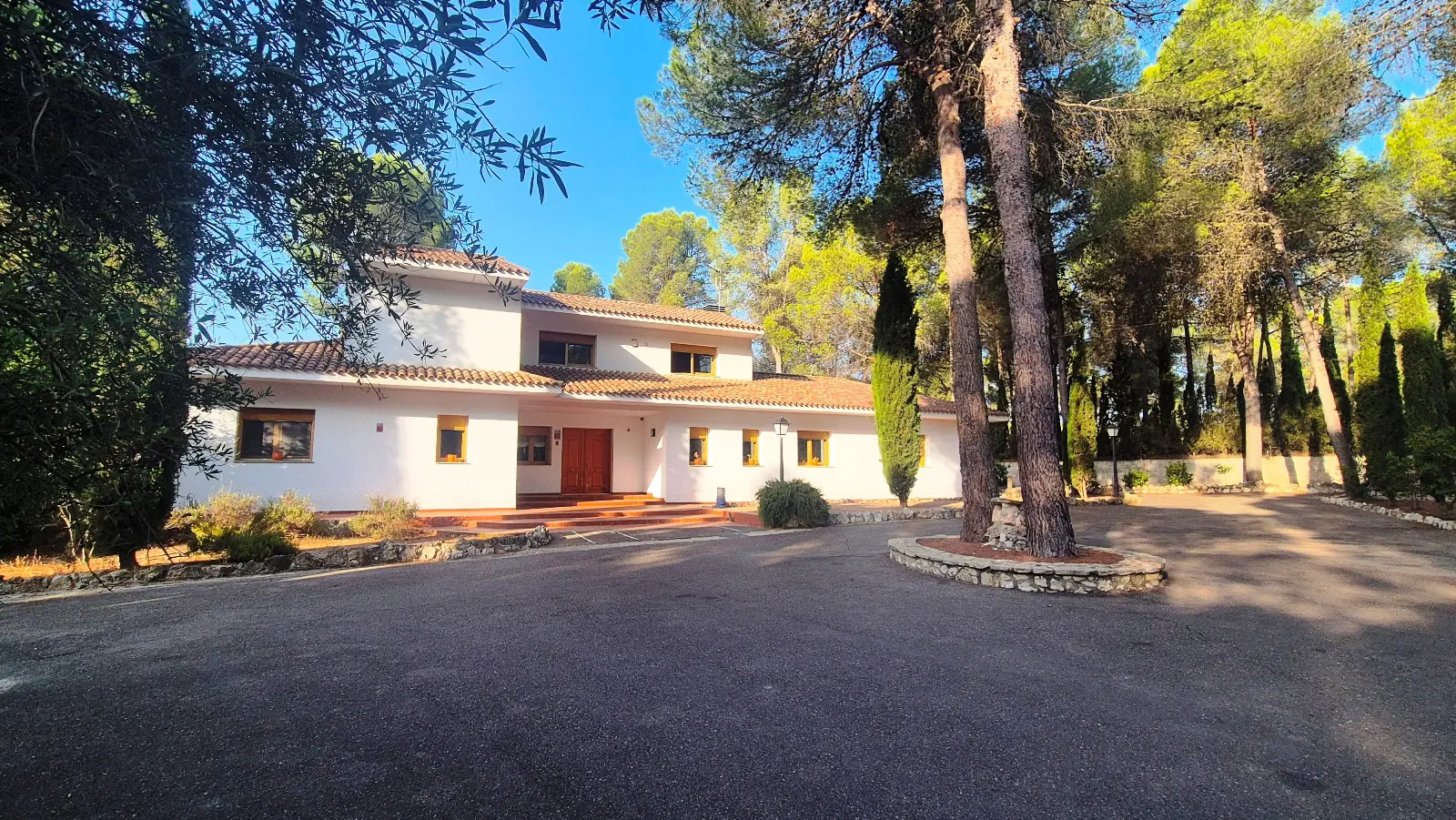 Villa Of 449 M² In Ontinyent, Spain