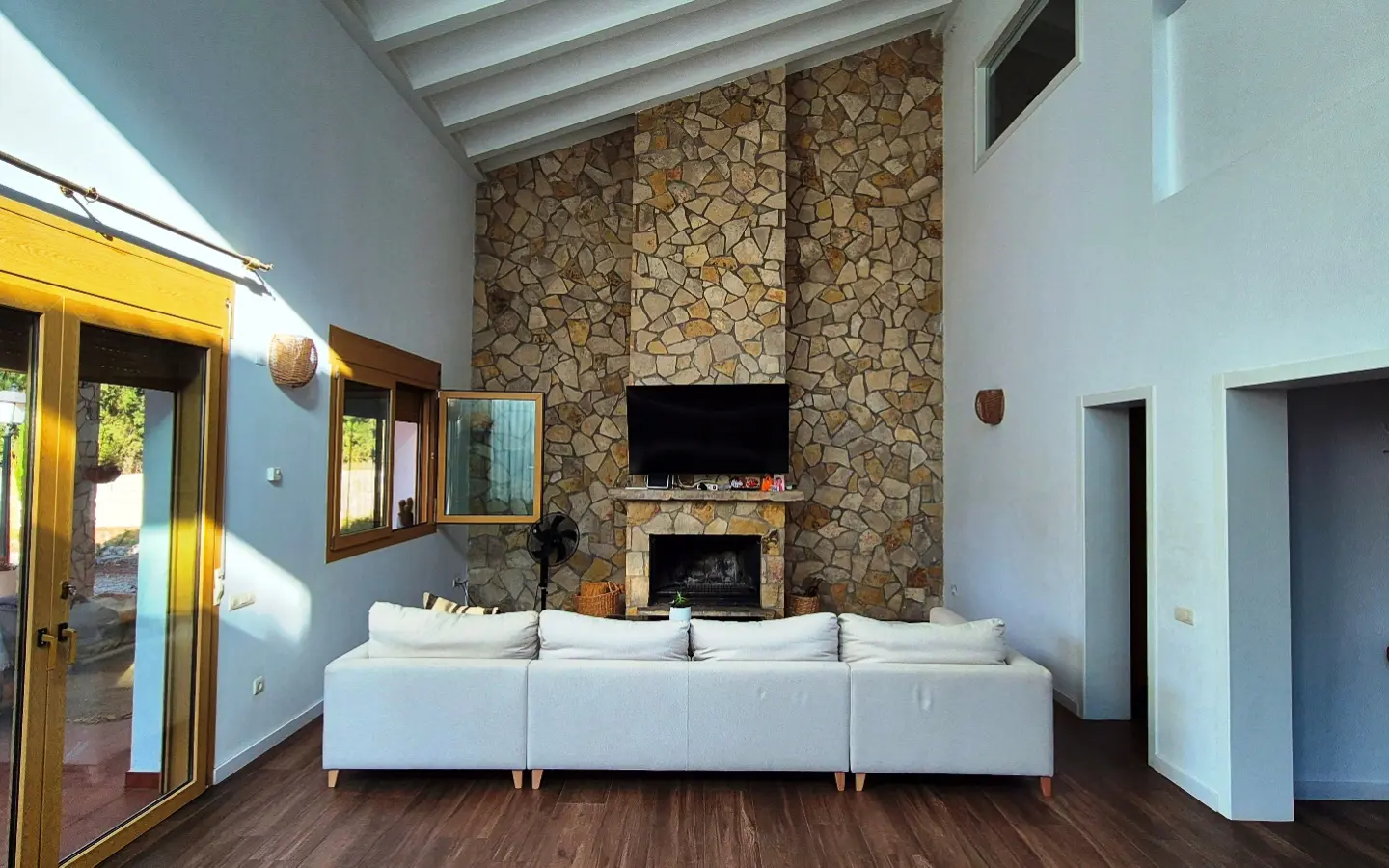 Villa Of 449 M² In Ontinyent, Spain
