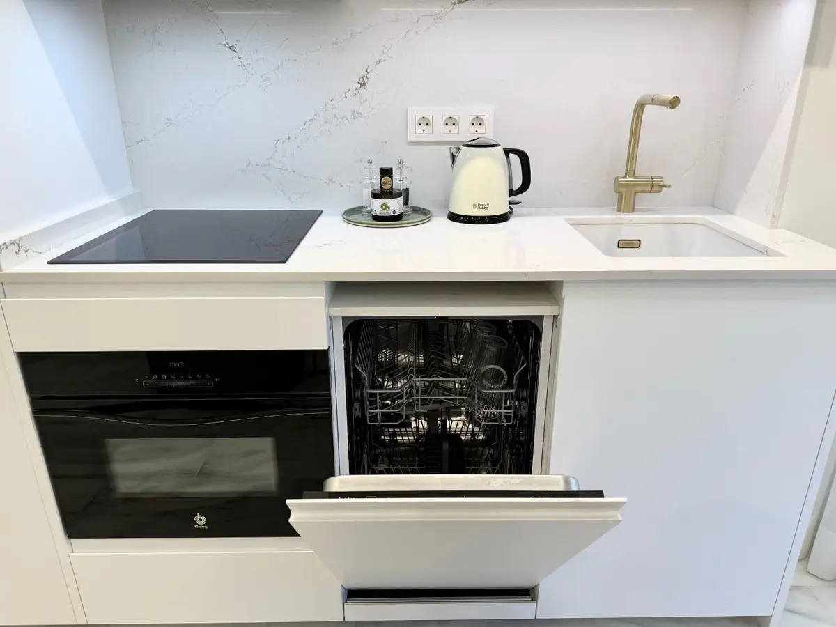 Apartment Of 71 M² In Malagueta, Málaga, Spain
