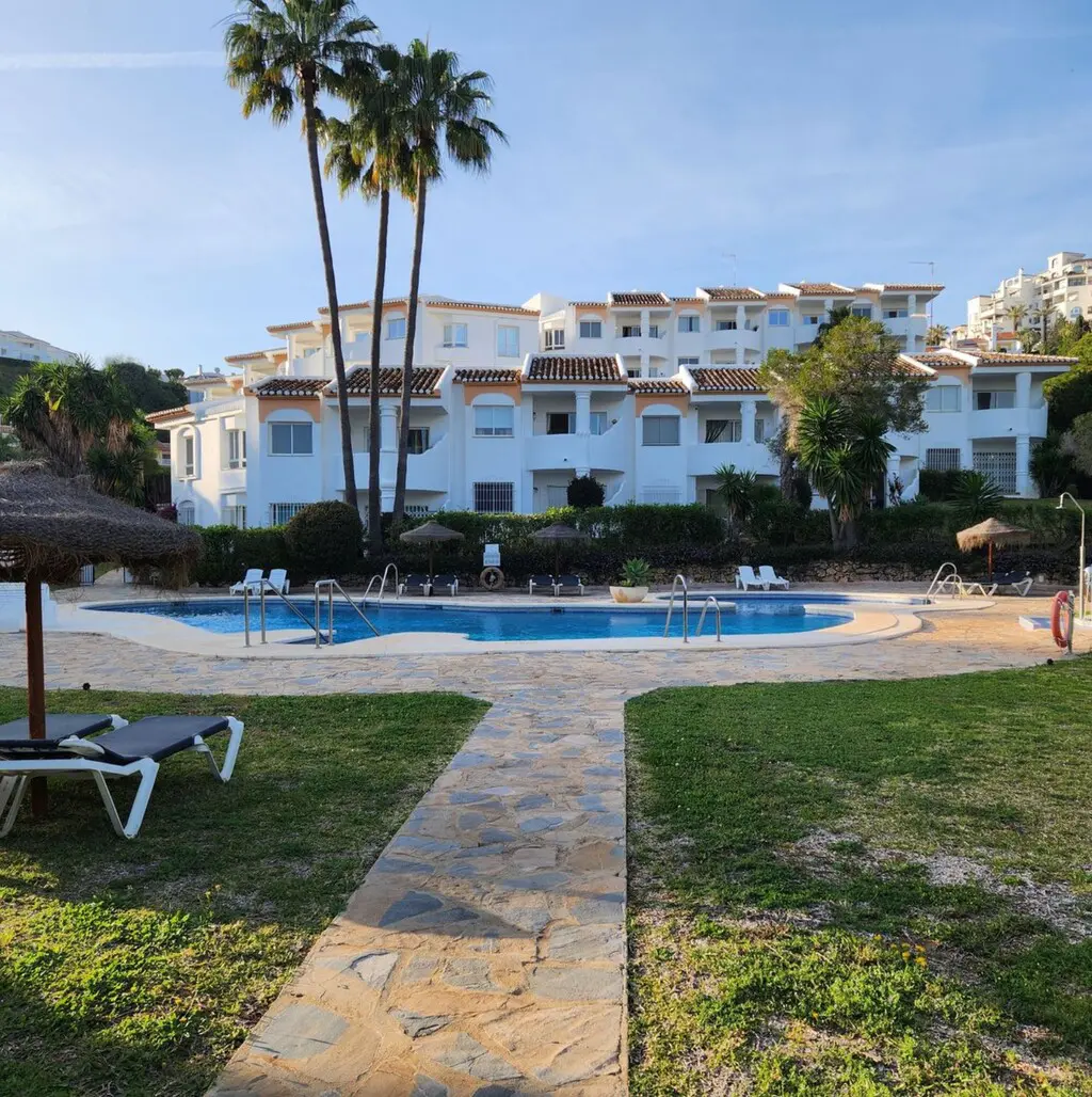 Ground Floor Of 90 M² In Calahonda, Spain