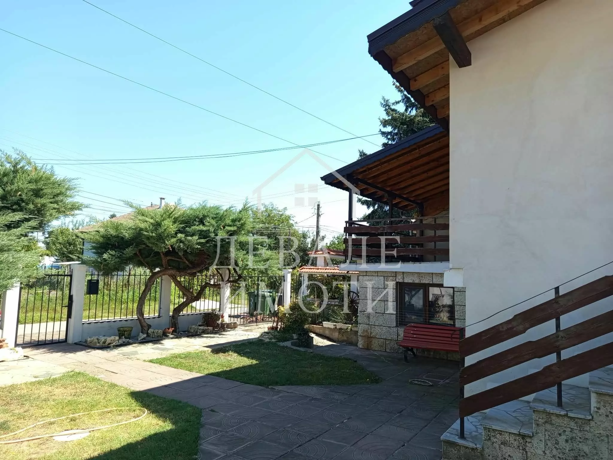 House Of 100 M² With Garage In Solid Two-storey