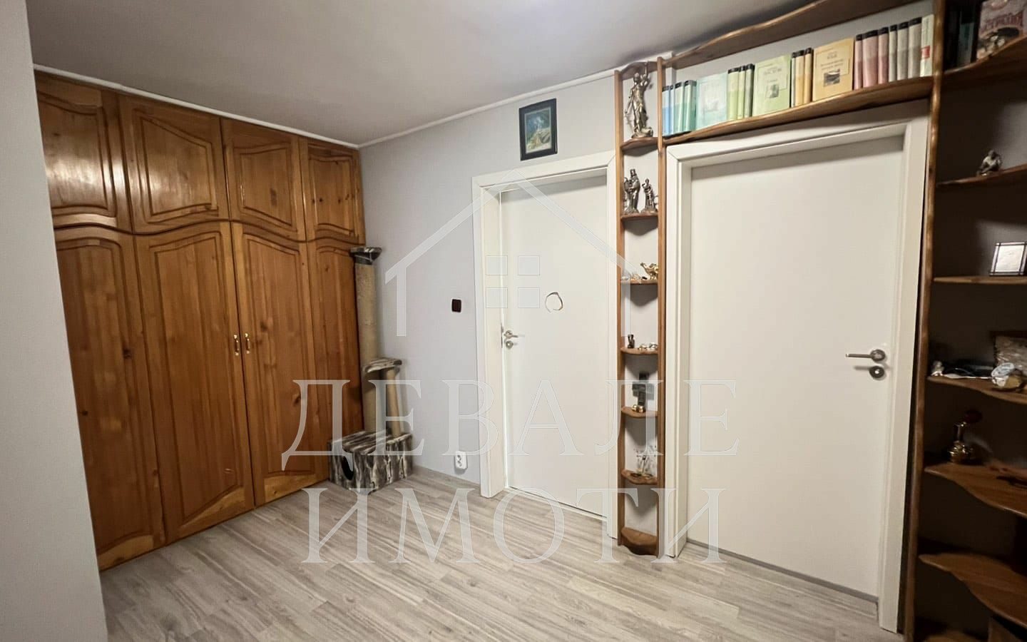 House Of 231 M² With Garage In Solid Two-storey