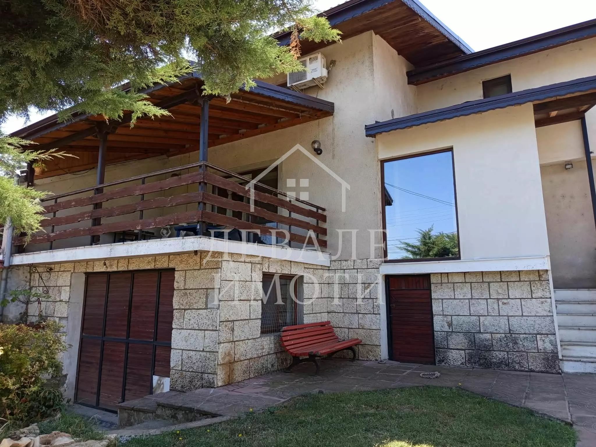 House Of 100 M² With Garage In Solid Two-storey