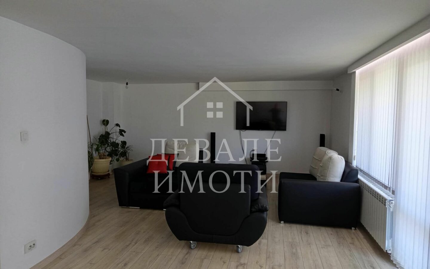 House Of 231 M² With Garage In Solid Two-storey