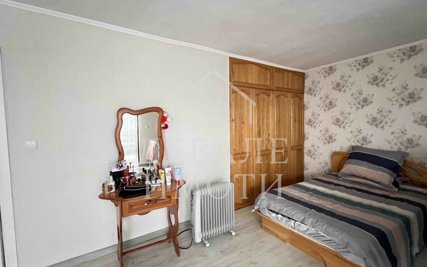 House Of 231 M² With Garage In Solid Two-storey