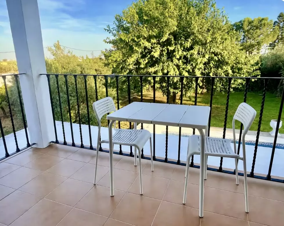 Villa Of 400 M² With Private Pool And 2,000 M² Plot Near Seville