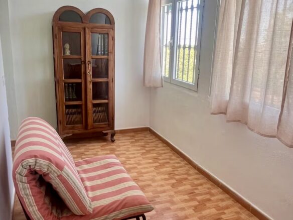 Villa Of 400 M² With Private Pool And 2,000 M² Plot Near Seville