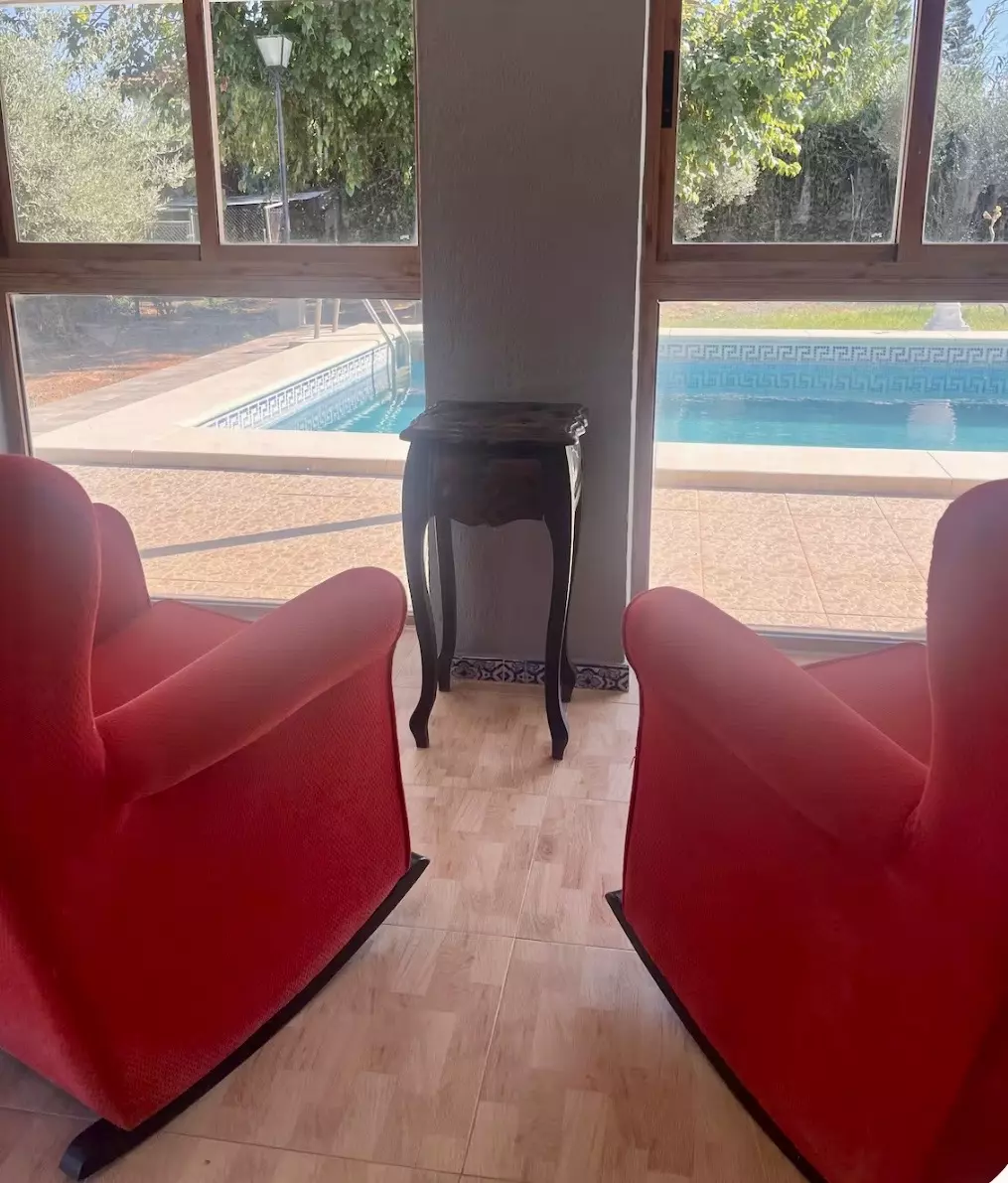 Villa Of 400 M² With Private Pool And 2,000 M² Plot Near Seville