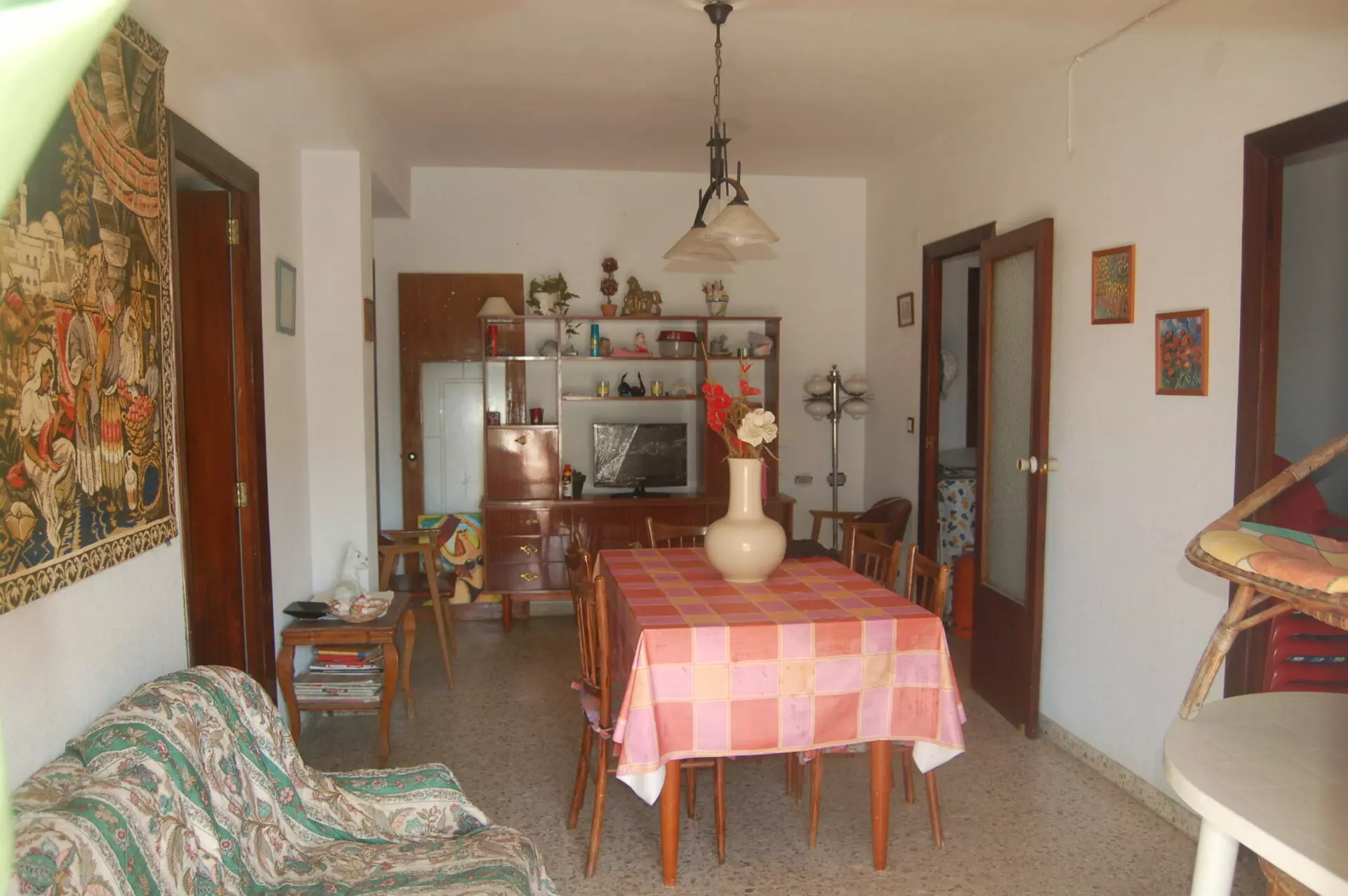 Frontline Beach Apartment With Stunning Sea Views – Renovation Opportunity
