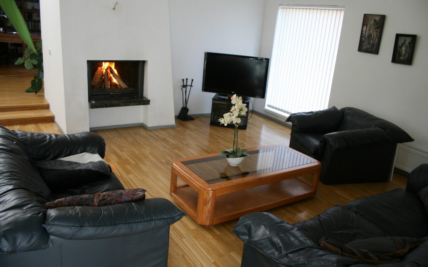House Of 453 M² With Private Garden In Mežaparks, Riga