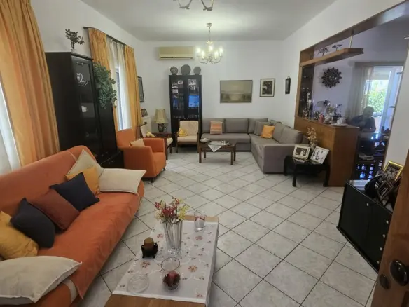3-bedroom Detached House In Gazi, Greece (110 M²)