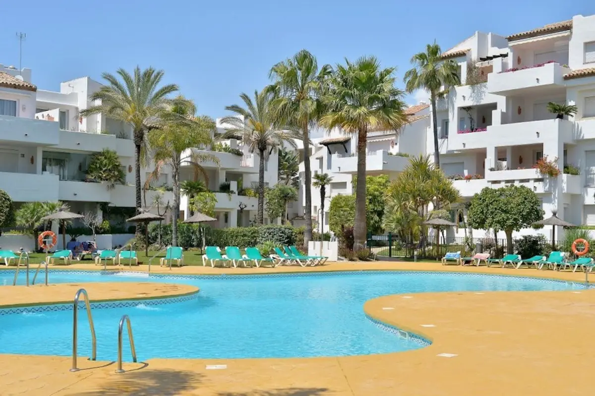3-bedroom Apartment In Costalita, Spain (188 M²)