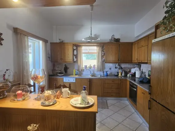 3-bedroom Detached House In Gazi, Greece (110 M²)