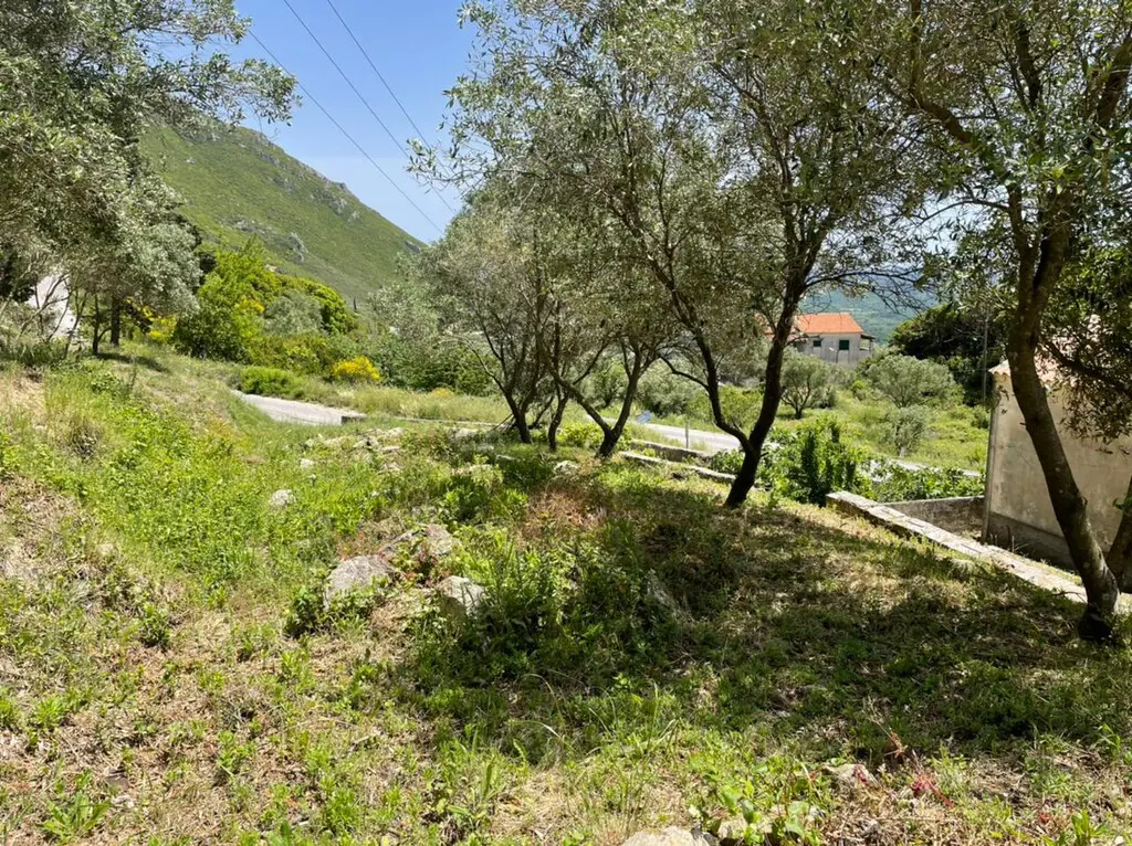Building Of 160 M² In Corfu