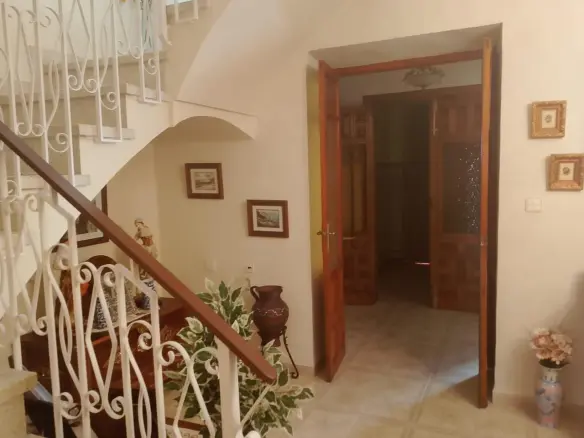 Townhouse Of 295 M² In Mollina, Spain