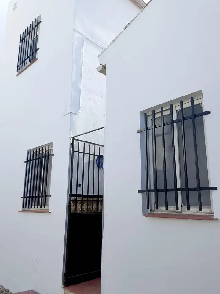 5-bedroom Townhouse In Mollina, Spain (295 M²)