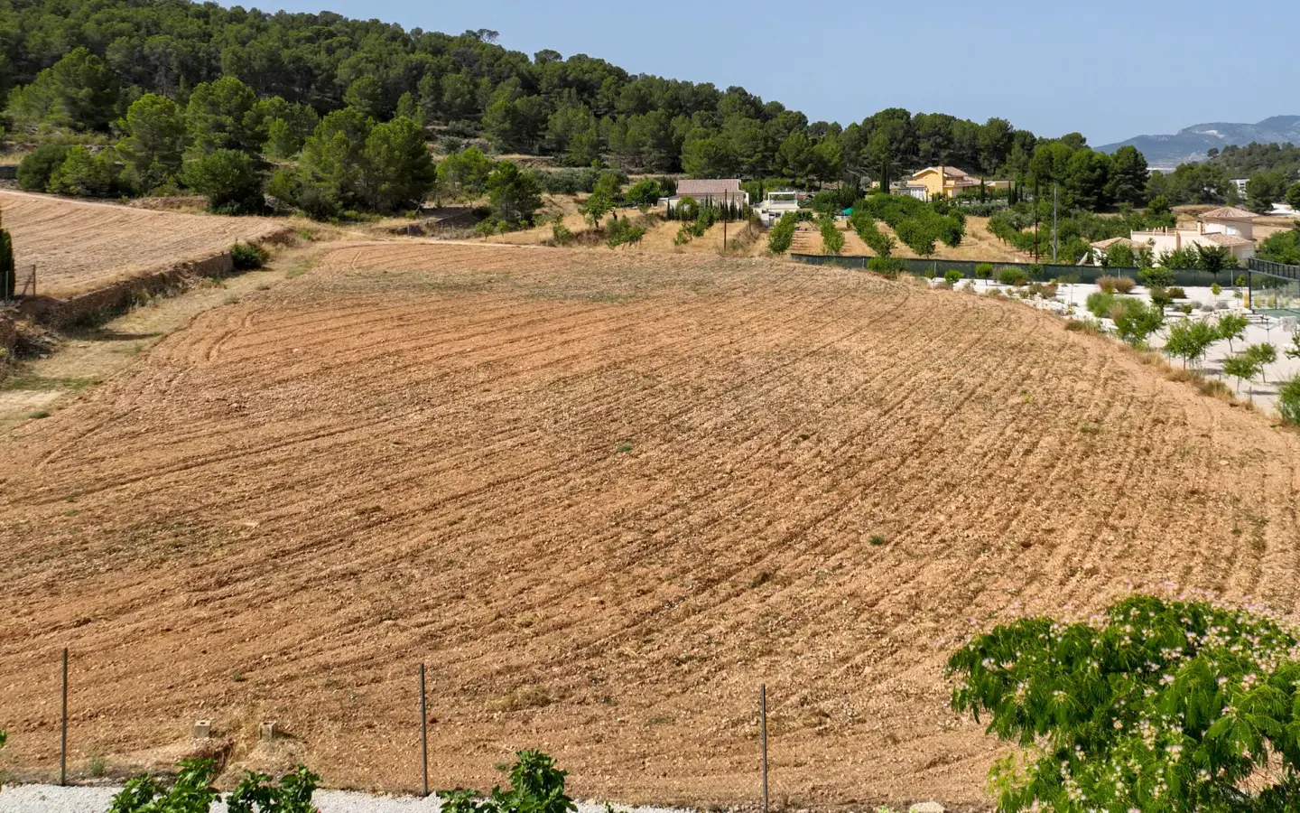 2-bedroom Detached Villa In Pinoso, Spain (173 M²)